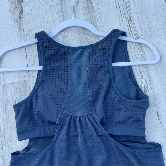 Athleta Shirt Size Small Womens Gel Mesh Supercharged Tank Top with built in bra - Picture 4 of 11